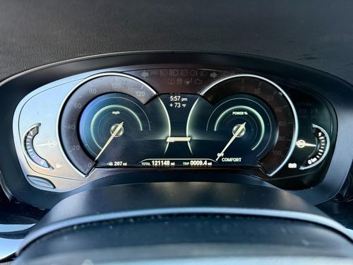 2019 BMW 530E iPerformance — photo 24