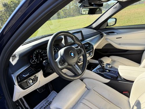 2018 BMW M550 i Xdrive — photo 17