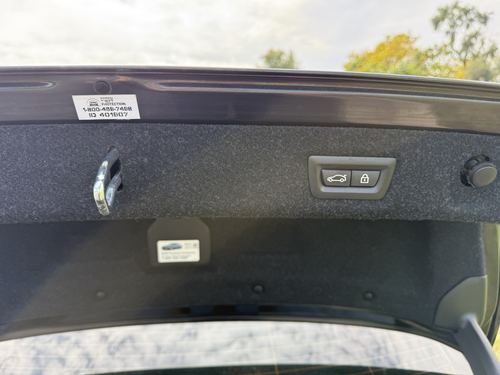 2018 BMW 540 xDrive — photo 36