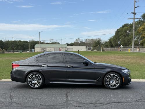 2018 BMW 540 xDrive — photo 16