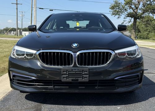 2020 BMW 530 xDrive — photo 5
