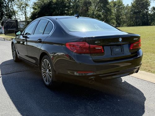 2020 BMW 530 xDrive — photo 8