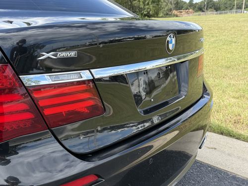 2013 BMW 740 Li — photo 9