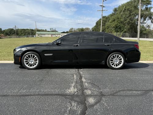 2013 BMW 740 Li — photo 15