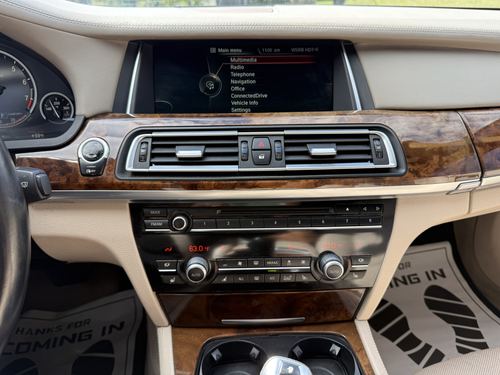 2013 BMW 740 Li — photo 22