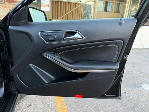 2015 Mercedes Gla250 — photo 26