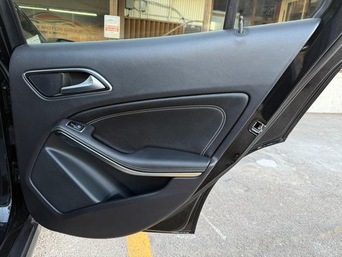 2015 Mercedes Gla250 — photo 27