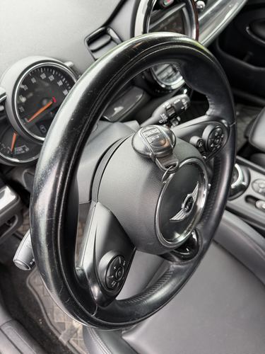 2017 Mini Cooper S Cooper S ALL4 — photo 33