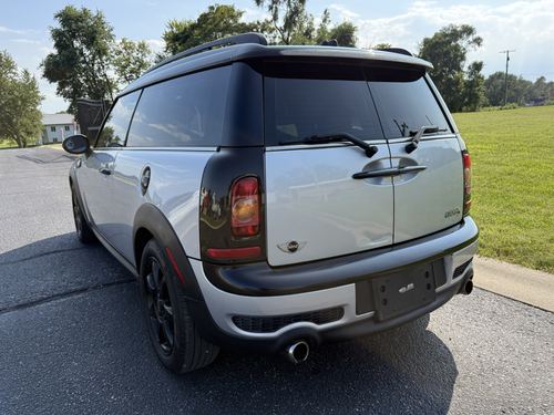 2010 Mini Clubman S — photo 9