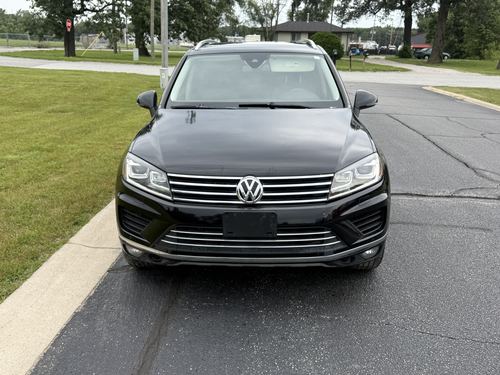 2016 VW Touareg Sport (FSI Only), Sport w/ Technology, Lux, Executive — photo 5
