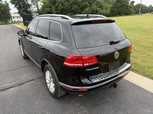 2016 VW Touareg Sport (FSI Only), Sport w/ Technology, Lux, Executive — photo 11