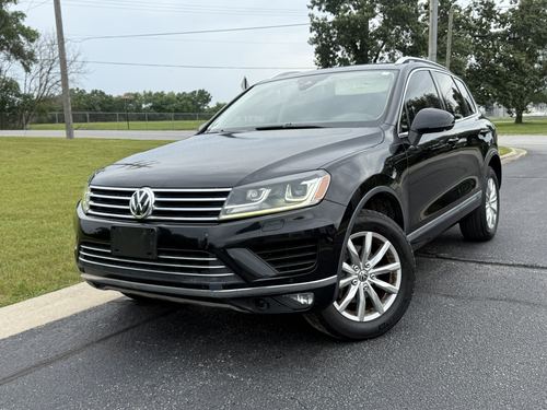 2016 VW Touareg Sport (FSI Only), Sport w/ Technology, Lux, Executive — photo 16