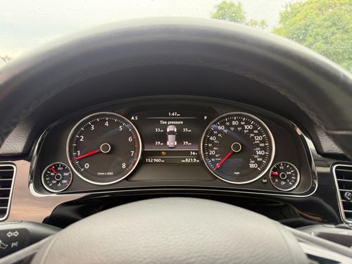 2016 VW Touareg Sport (FSI Only), Sport w/ Technology, Lux, Executive — photo 19