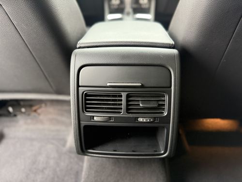 2016 VW Touareg Sport (FSI Only), Sport w/ Technology, Lux, Executive — photo 34