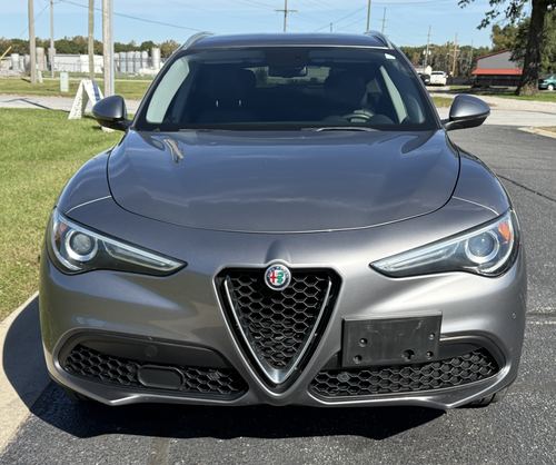 2018 Alfa Romeo Stelvio Ti — photo 2