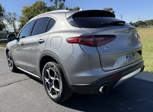 2018 Alfa Romeo Stelvio Ti — photo 5
