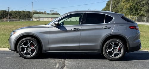 2018 Alfa Romeo Stelvio Ti — photo 6