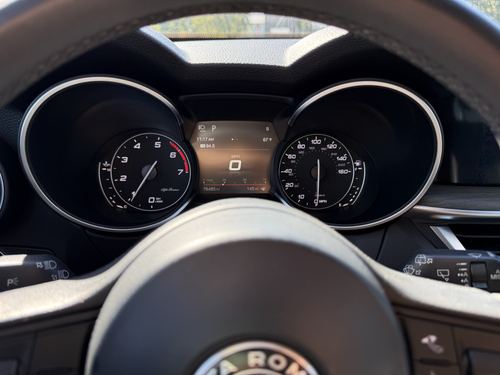 2018 Alfa Romeo Stelvio Ti — photo 21