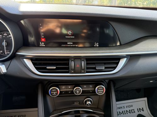 2018 Alfa Romeo Stelvio Ti — photo 19