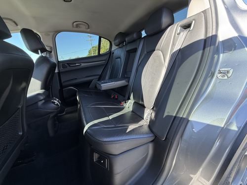 2018 Alfa Romeo Stelvio Ti — photo 25