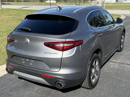 2018 Alfa Romeo Stelvio Ti — photo 39
