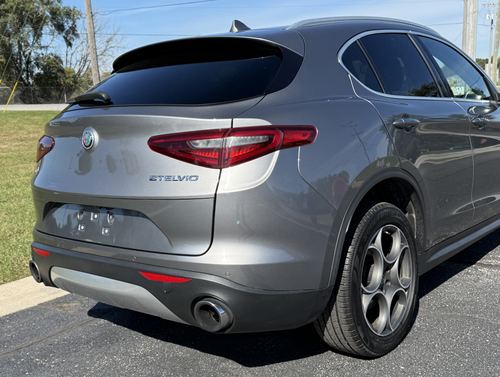 2018 Alfa Romeo Stelvio Ti — photo 40